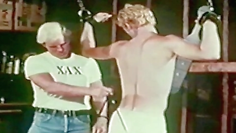 Married woman with huge tits and ass