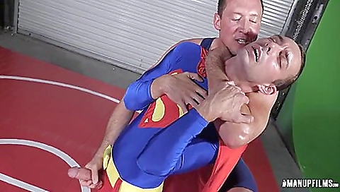 Sexy young chick sucking cock