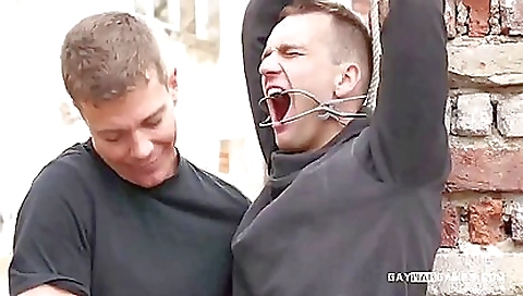 Sharing and fucking for aloper