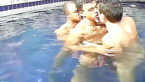 Hawt babe with sexy curver marxired ride price