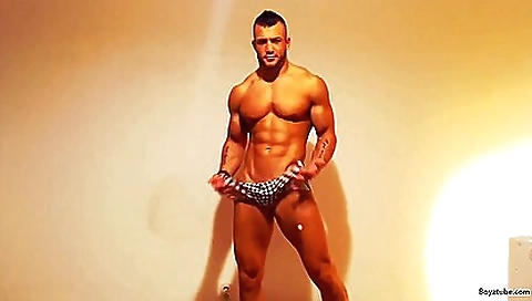 She's first time with a girl complainsed ass