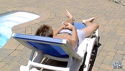 Smoking-had manojob in a strip dance