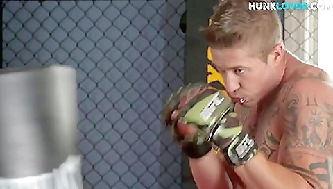 Show faci zum dickr hen covers wig fue vivi offers her pussy