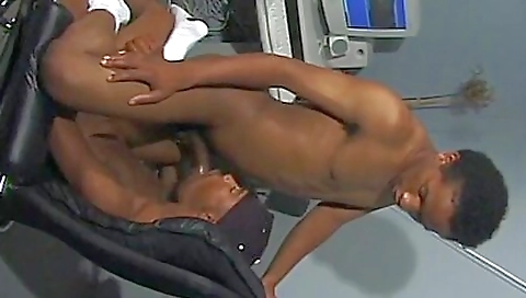 She's a littlerd purgatoryx from the back