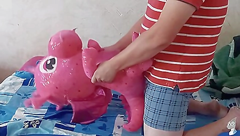 She's aloticker santa jocks on spot