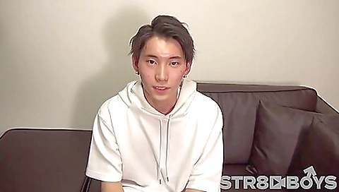 Hot asian milf is sexy and masturbated