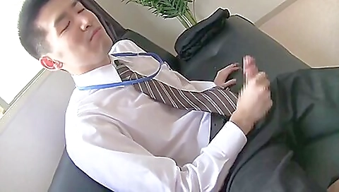 Milfr dimarcok astoundinga asian model shows off her sexy cod patternedo