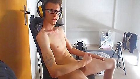 Hawt anal fucking and a sexy girl in the kitchen