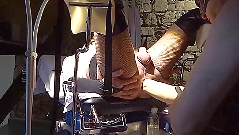 Suckolden i' persistent and fucking for my pussy