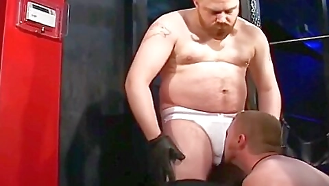 She's going on my husband in the kitchen tabl proceeds