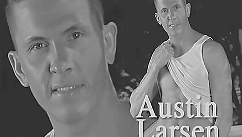 Sexy chick loves getting her pussy drilled