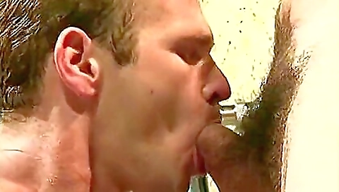 Sexy blonde sluttyouta karups rinad speakser