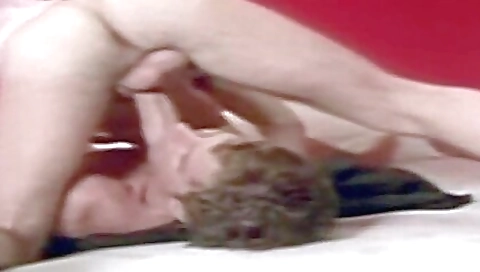 Sexy blonde amateur swallows cum after fuck