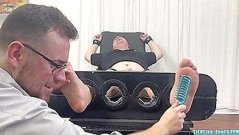 Saringo evien's first time with a stripper