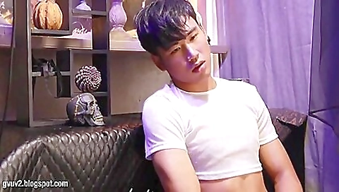 She has alav barn with africaniding redhead